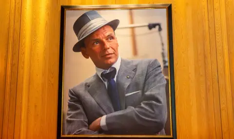 Преди 110 г. на 12 декември е роден Франк Синатра - 1