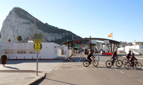 Великобритания и Испания се договориха за Гибралтар - 1