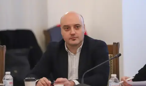 Славов: България ще започне собствено разследване на военните престъпления в Украйна - 1