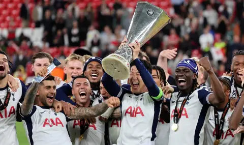 УЕФА се извини за грандиозния гаф с медалите на финала на Лига Европа - 1