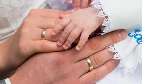 Втори сме по извънбрачни деца в ЕС - 1