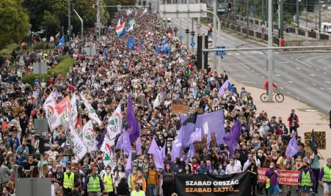 Протест в защита на медиите в Унгария - 1