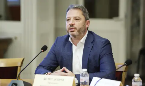 Делян Добрев: Ако нещо не се обърка на изборите, предстои да влезем в ОИСР, което действително ще ни направи богати