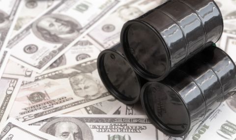 CAЩ пoвишиxa пpoгнoзaтa cи зa цeнaтa нa пeтpoлa Вrеnt  - 1