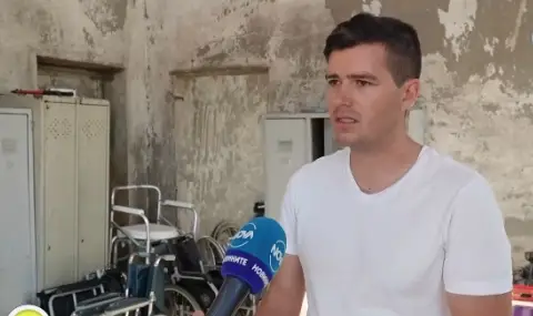 Млад мъж събира, поправя и дарява инвалидни колички - 1