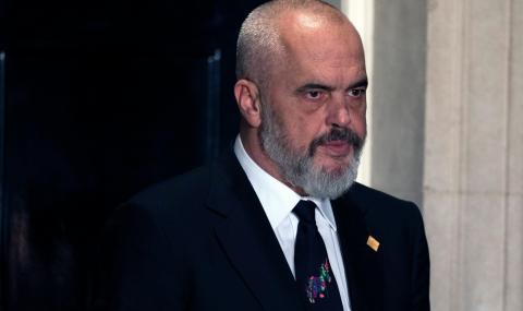 Албанският премиер съди косовския - 1
