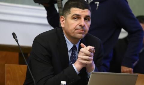 Ивайло Мирчев: Няма да влезем в еврозоната от 2024 година заради коалиция "Трактора" - 1