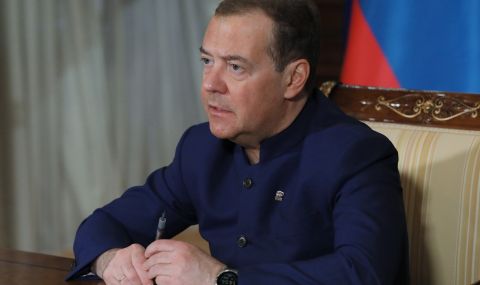 Медведев: Западните санкции не разклатиха стабилността на Русия - 1