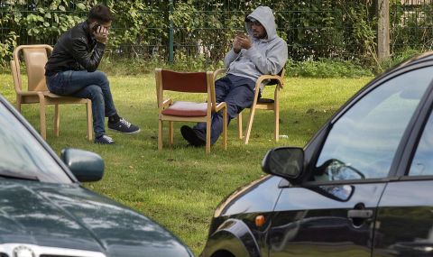 Великобритания ще си сътрудничи с Албания за депортиране на албанците - 1