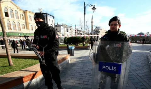 Турските власти задържаха нападателите срещу местни вестници - 1