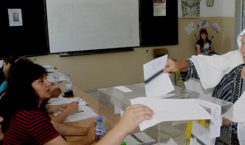Избори 2023: 800 секции в чужбина, обмислят отказ от откриване на секции в Украйна - 1