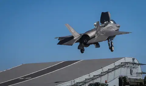 US reroutes aircraft carrier from South China Sea to Middle East  - 1