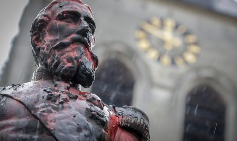 Антверпен премахна статуя на крал Леополд II - 1