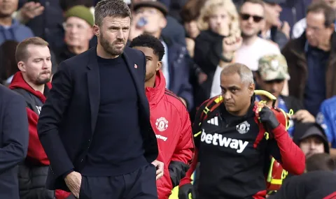 Michael Carrick after Chelsea loss: "In the second half it was as if we didn't go out on the pitch at all" - 1