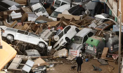 The tragedy in Valencia is huge, the terrible floods do not stop  - 1