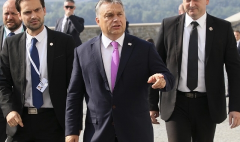 Орбан: Всички нелегални имигранти вън от Европа - 1