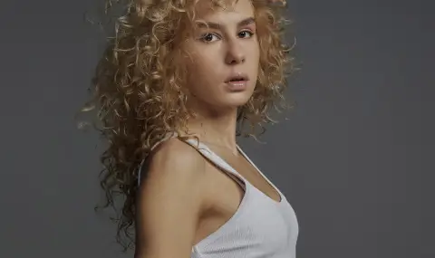 Дарина Радева с нова пета роля в Народен театър "Иван Вазов" - 1