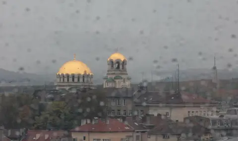 Коли и трамваи отново се движат по бул. „Шипченски проход“ в София - 1