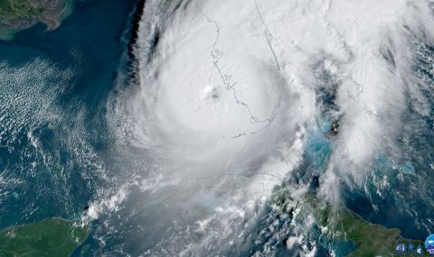 Флорида остана на тъмно заради ураган - 1