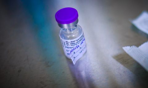 ЕК предлага да се закупят още 300 милиона дози от ваксината на BioNTech - 1