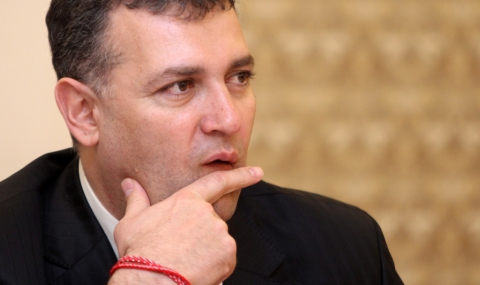 Борисов назначи Николов за зам.-министър - 1