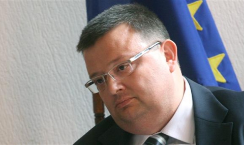 Цацаров иска изслушване по жребий за главен прокурор - 1