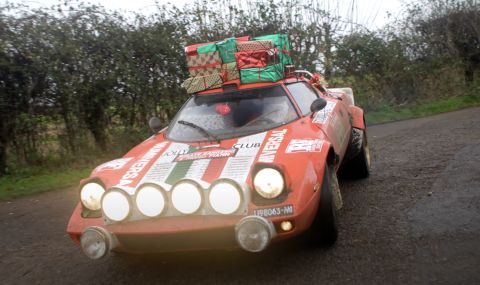 Дядо Коледа замени шейната с… Lancia Stratos (ВИДЕО) - 1