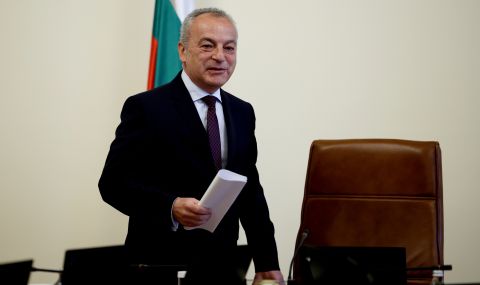 Гълъб Донев към новите министри: Да бъдат разумни, да вземат решения, които са важни за България - 1