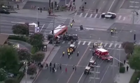 Tragedy in the USA: Helicopter crashes in Los Angeles [1] - 1