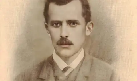 21 април 1912 г. турски анархисти убиват и нарязват на парчета легендарния войвода Пере Тошев - 1