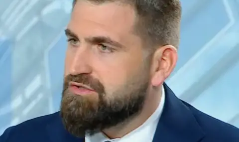 Андрей Новаков: България не дава даром нищо за Украйна, България продава оборудване