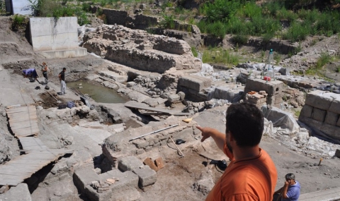 Находки в древния град Аква Калиде в бургаските Минерални бани - 1