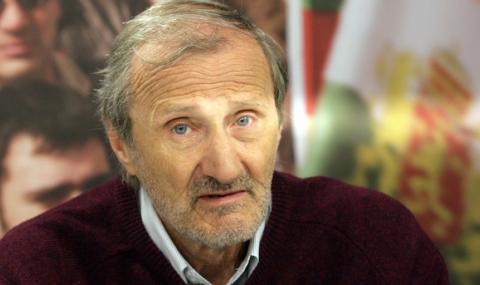 Доц. Вацев: Часовникът отмерва последните минути на режима на Борисов - 1