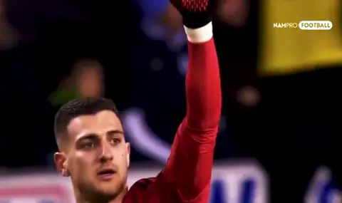 Защитник на Манчестър Юнайтед се ожени  - 1