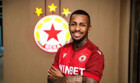 Задържаха футболист на ЦСКА да шофира в нетрезво състояние - 1