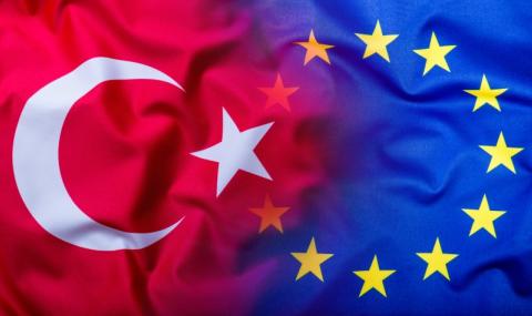 ЕС дава на Турция €3 милиарда за бежанците - 1