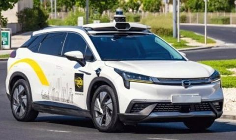 ОАЕ издаде първия в света лиценз за самоуправляващи се автомобили - 1