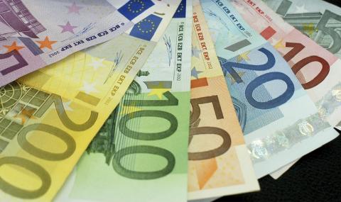 В Германия: Банките трупат тонове банкноти - 1