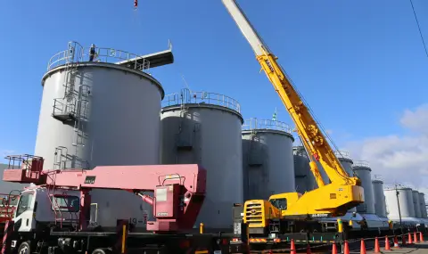 Japan plans partial restart of world's largest nuclear power plant  - 1