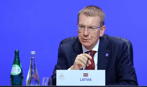 В отговор на папата за Украйна: Президентът на Латвия заяви, че не може да се капитулира пред злото - 1