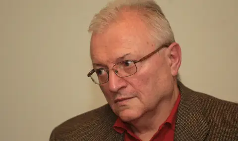 Валери Найденов: Голите снимки на секси депутатка трябва да ни светнат как си избираме депутатите - 1