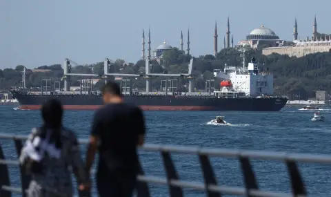 Атака с дронове срещу танкер близо до Босфора - 1