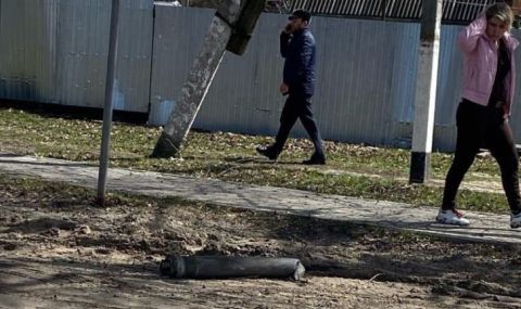 Украйна атакува с дронове завод и жп гара в руския Брянск - 1