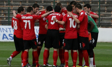 Само 12 от сегашните играчи остават в ЦСКА - 1