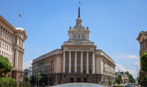 Петият вот на недоверие срещу кабинета "Желязков" влиза за гласуване в Народното събрание - 1