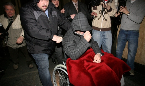 Йоско дойде в съда с инвалидна количка - 1
