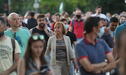 Манолова: Борисов да се извини на битите граждани и журналисти - 1