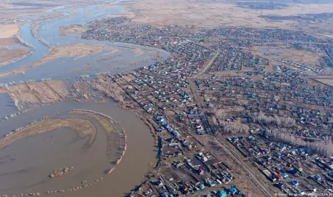 След потопа в Русия: радиоактивна кал заплашва населението - 1