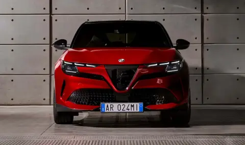 Alfa Romeo променя една от най-разпознаваемите черти в дизайна си - 1