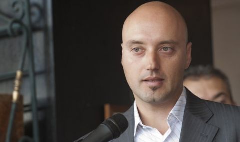 Доц. Атанас Славов: ГЕРБ изведе на ново ниво злоупотребата със СРС - 1